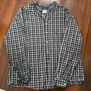 Men’s Gap Button Up Shirt
